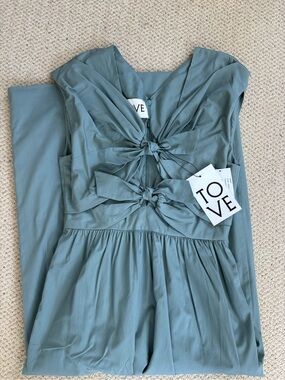 TOVE Sage Blue Tie-Front Formal Dress